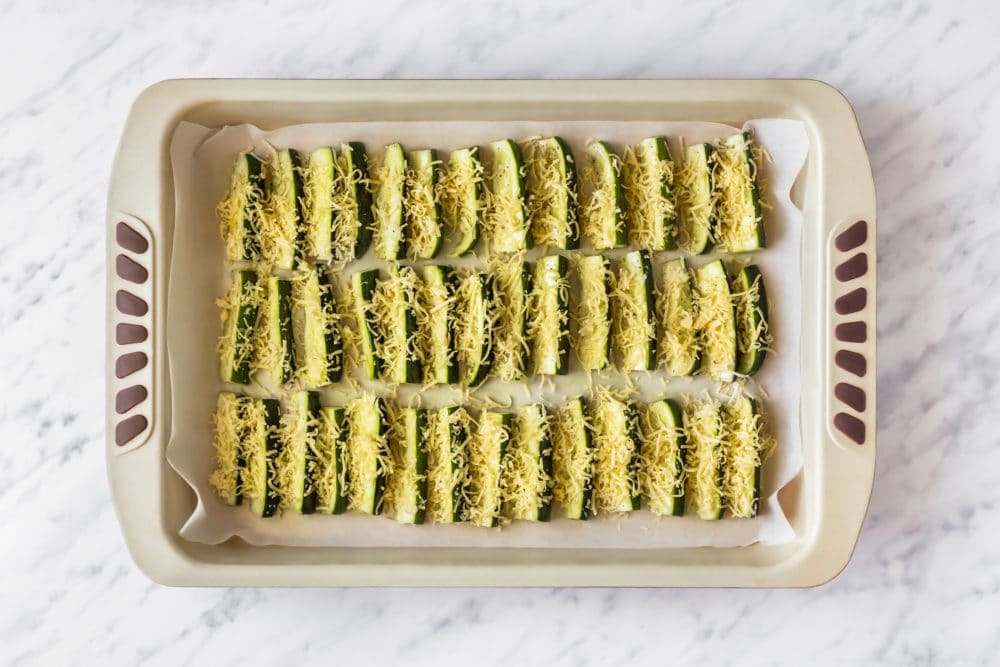 unbaked-zucchini-bites-on-a-baking-tray-with-parchment-paper