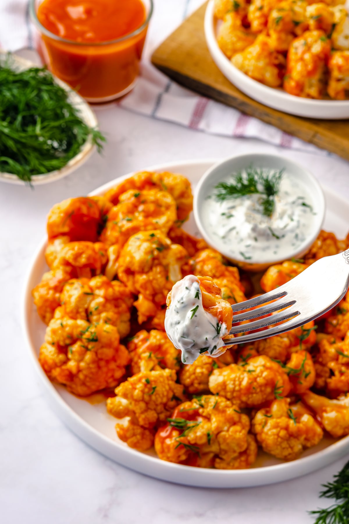 buffalo cauliflower bites with yogurt dip