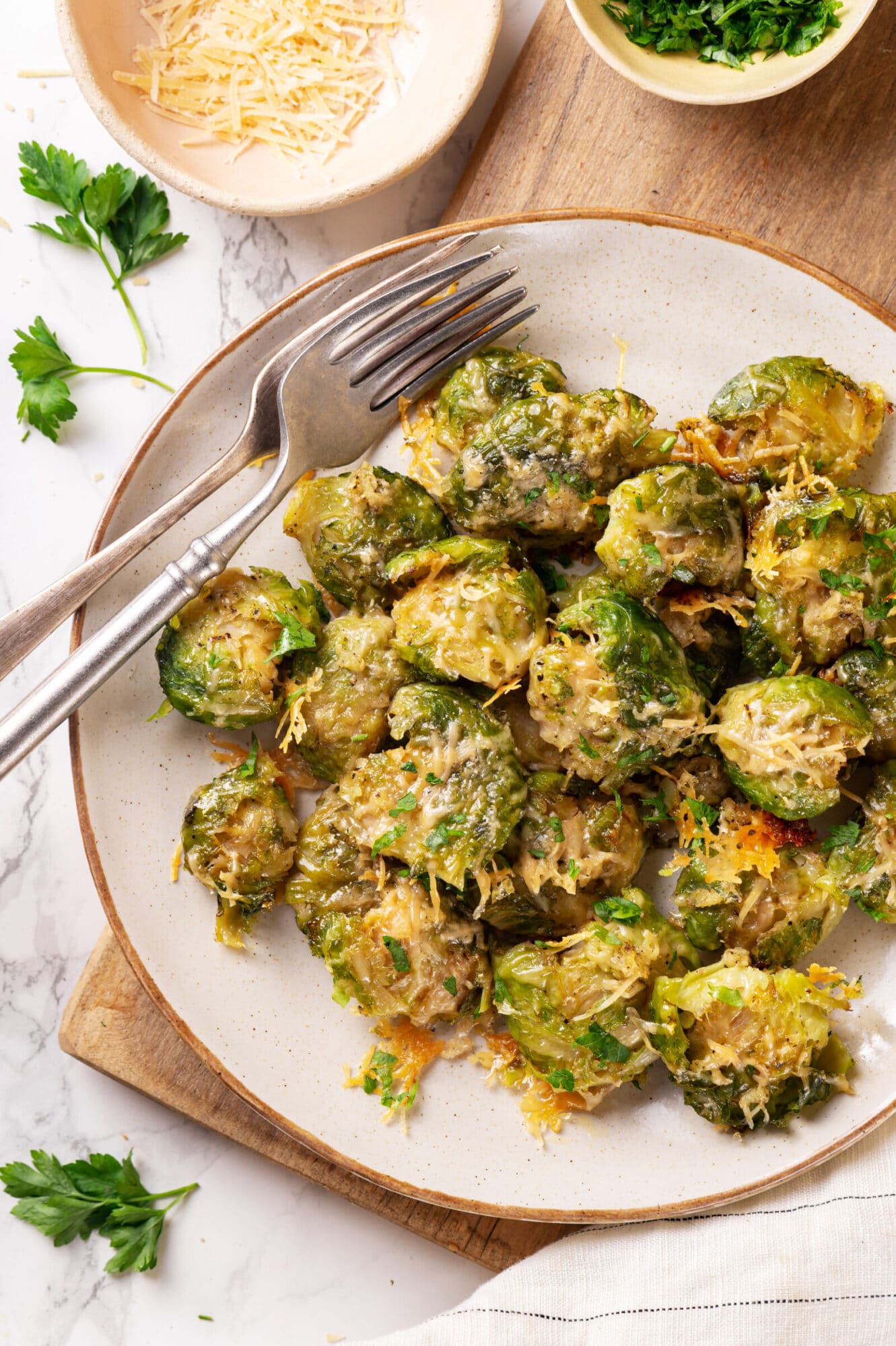 Roasted Brussel Sprouts on a plate 1331x2000