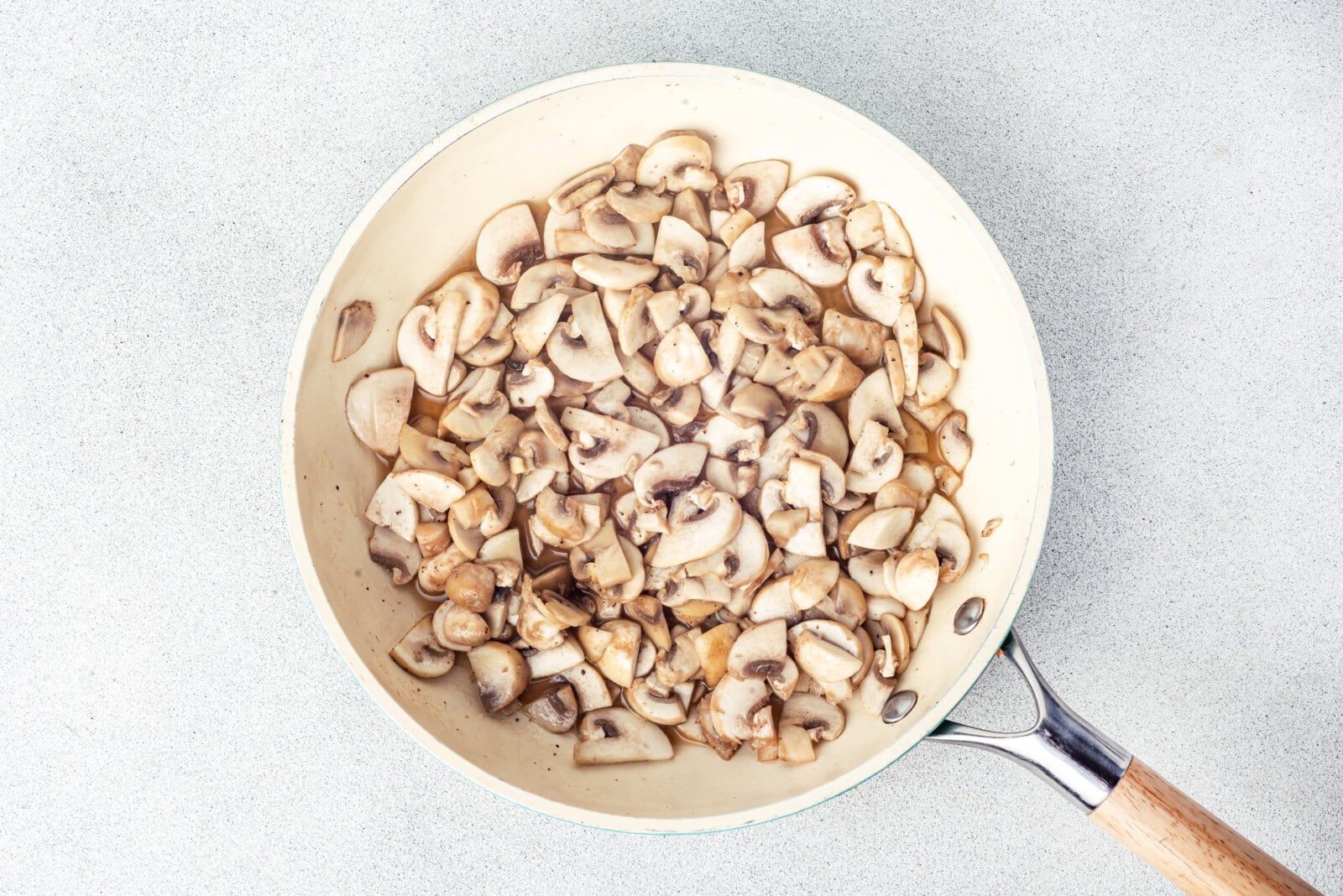 sauted mushrooms filling