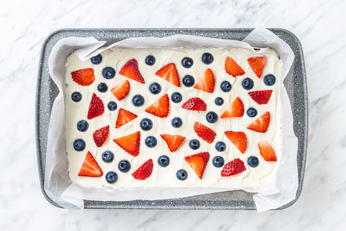 Yogurt Bark with Berries